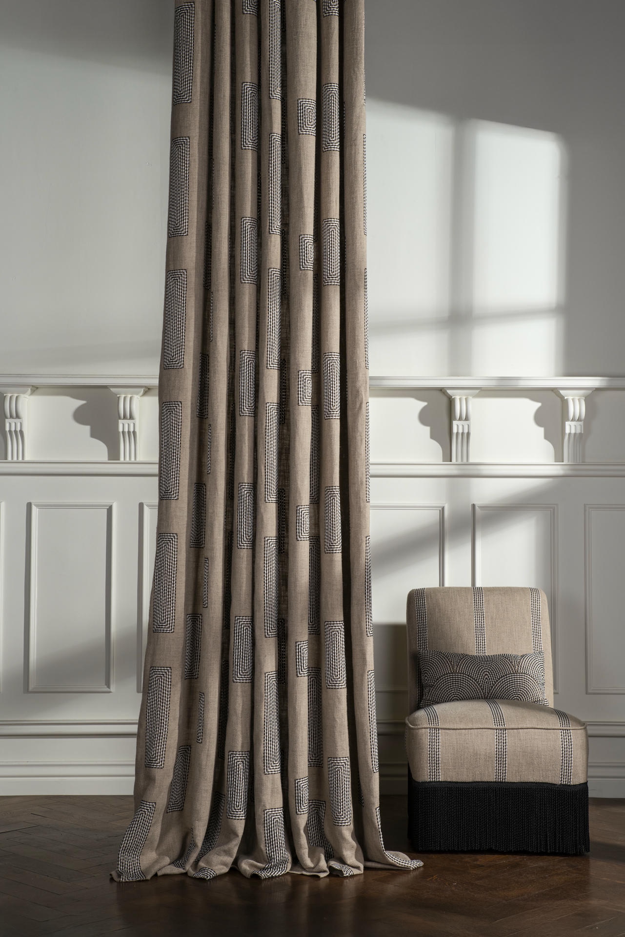 Patterned Decorative Curtains gallery image 25