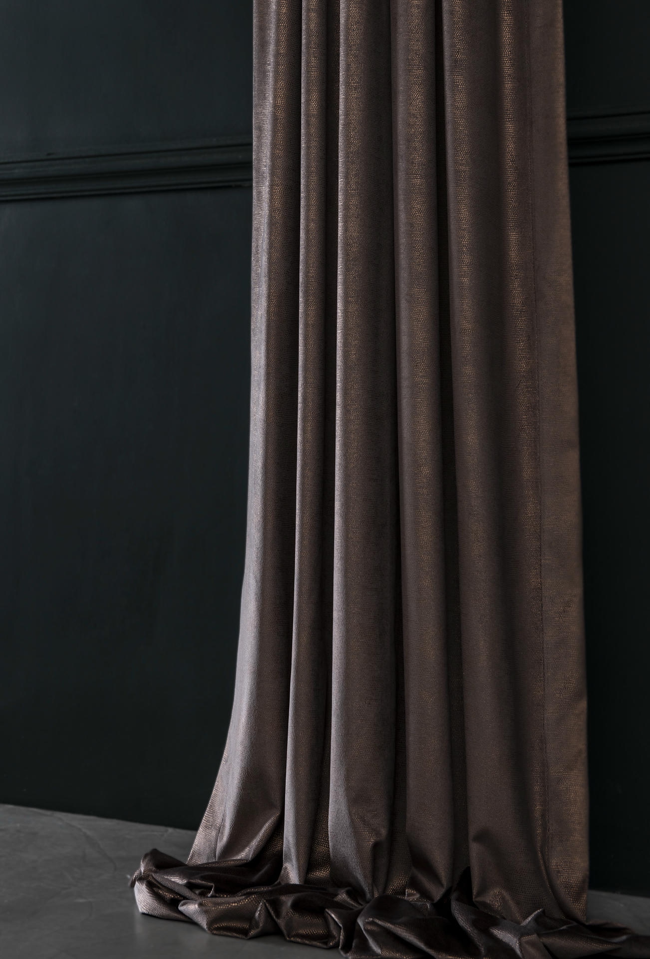 Velvet Decorative Curtains gallery image 17