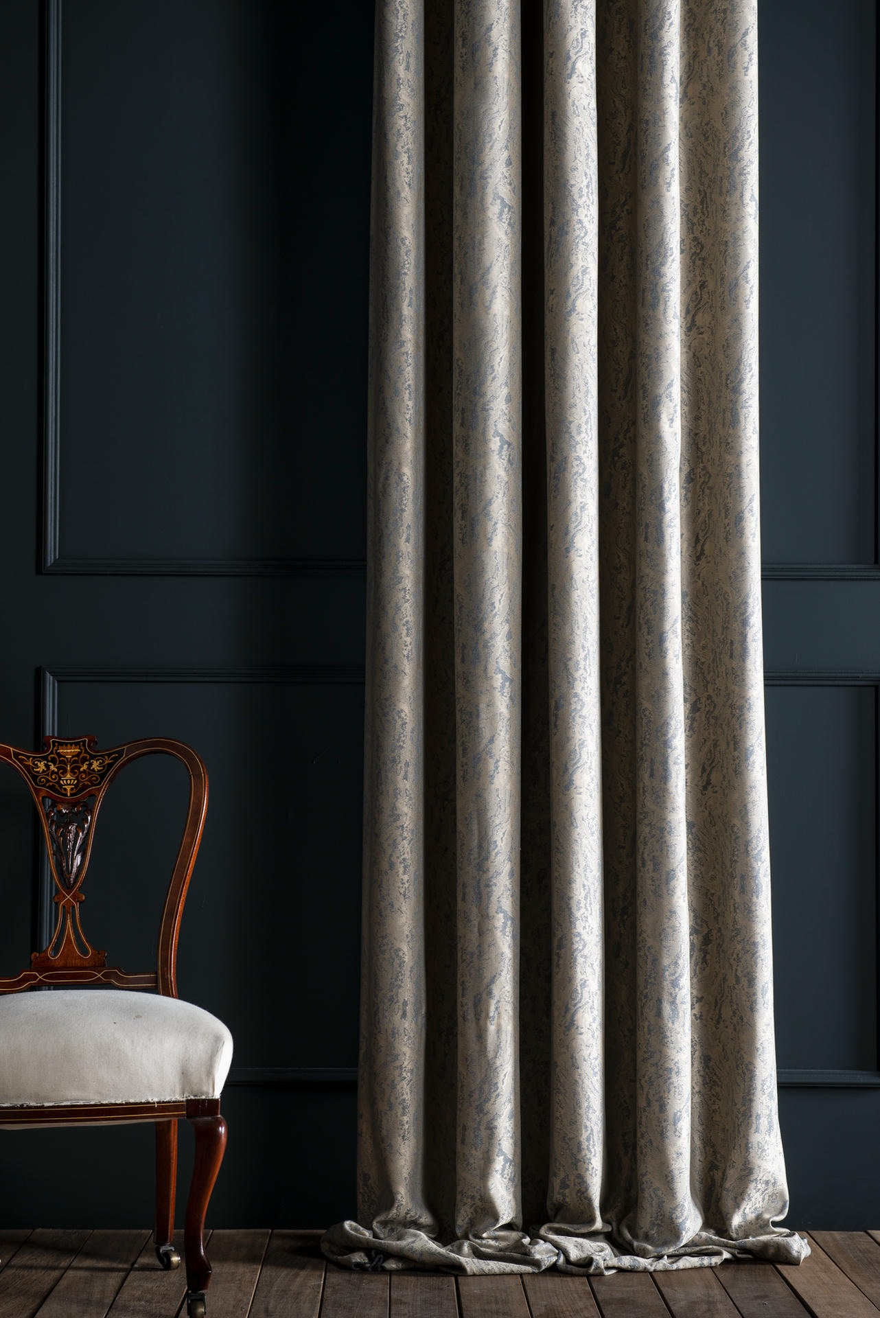 Patterned Decorative Curtains gallery image 22