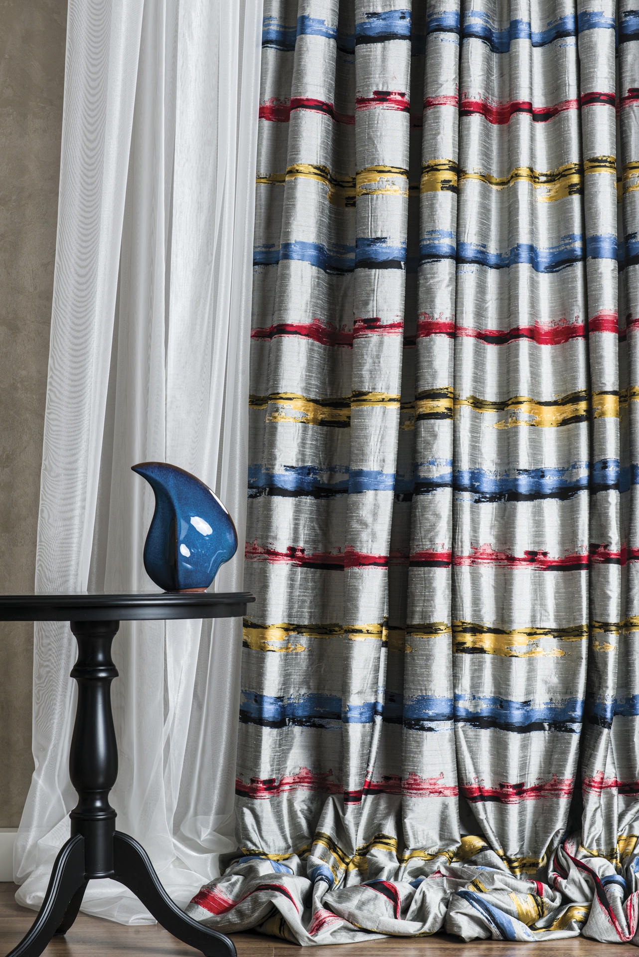 Patterned Decorative Curtains gallery image 30